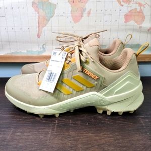BRAND NEW Adidas Terrex Hiking Swift R3 'Beige Tone Gum' Men Size 9.0